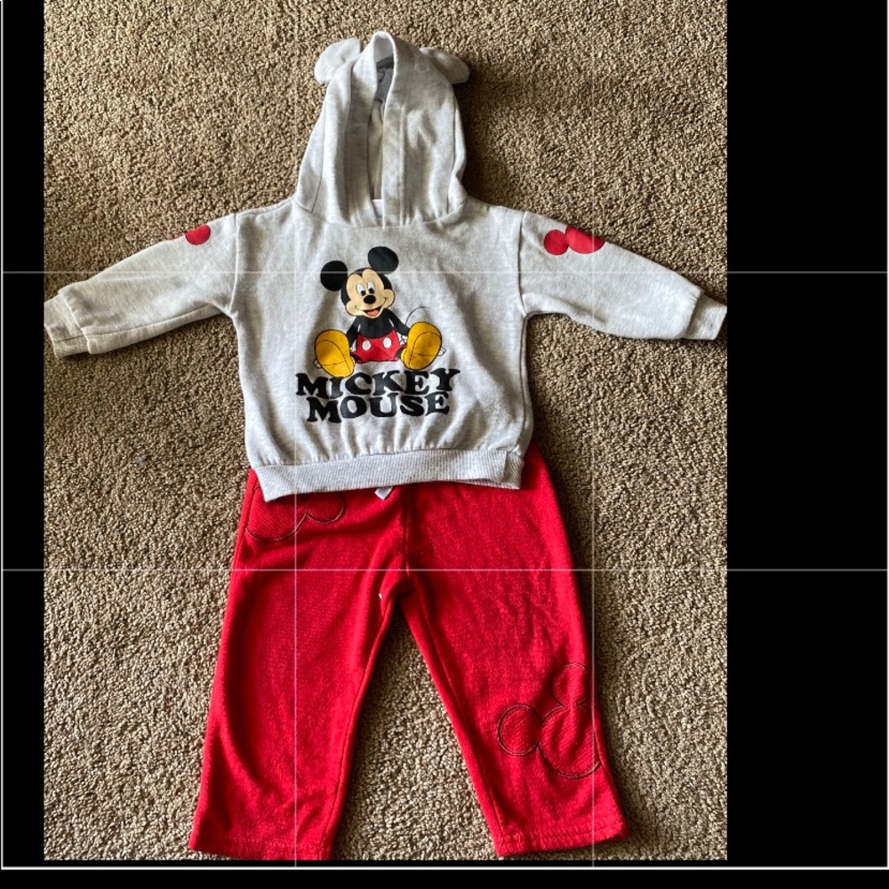 Children sweatsuit